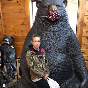 Meet your Posher, Amy